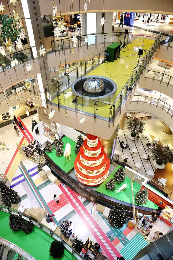 2024年最美室內聖誕裝置藝術在大江購物中心！絕美打卡秘境等
