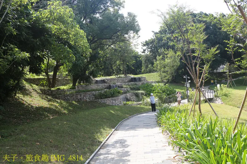 哈赫拿爾森林公園 水岸秘境 遠離都會塵囂 森湖溪