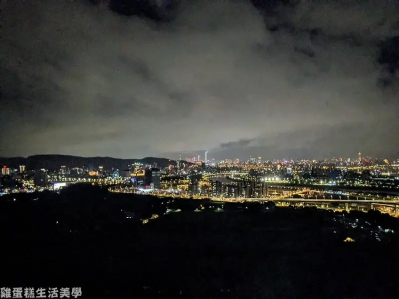 【台北夜景】北投焚化爐景觀台 - 台北免費夜景，360度夜景