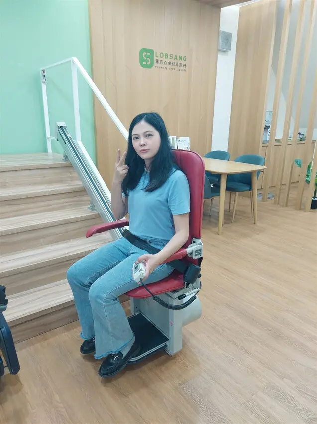 3C｜羅布森樓梯升降椅 MIT精品樓梯升降椅第一品牌上下樓好