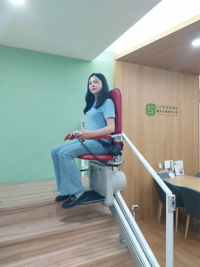 3C｜羅布森樓梯升降椅 MIT精品樓梯升降椅第一品牌上下樓好