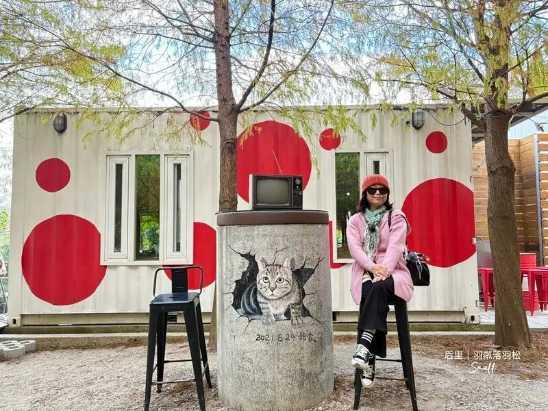 台中后里景點【羽粼落羽松】悠閒漫步唯美的忘憂森林，鐘塔、復古