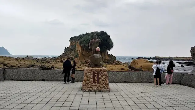 和平島地質公園 - 琉球漁民慰靈碑