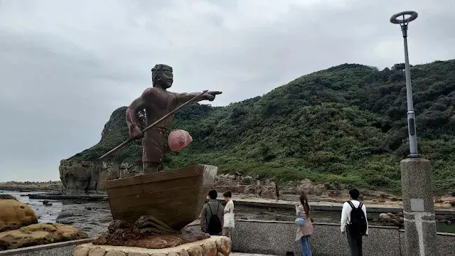 和平島地質公園 - 琉球漁民慰靈碑