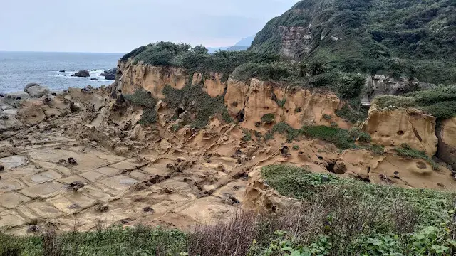 和平島地質公園 - 環山步道 - 番字洞 (海蝕洞)