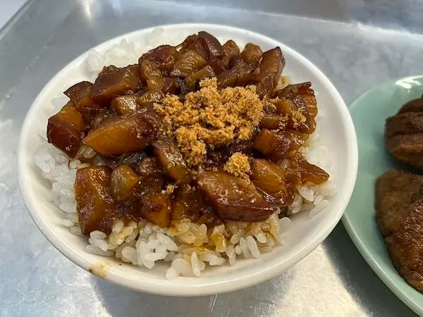 【台北松山火車站附近美食推薦】7大散步美食地圖、料理、古早味