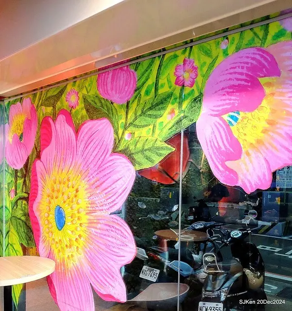 Hi-Life Convenience store Hsinchu river branch store with Jimmy painting theme store,  新竹 Hi-life 護城河畔幾米主題店 by SJKen , Dec 20, 2024.