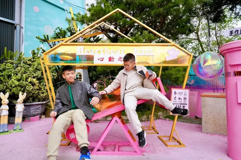 台中親子景點「約客&厚禮 築夢手創館」，粉紅芭比廣場、冰雪奇