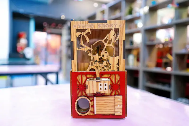 台中親子景點「約客&厚禮 築夢手創館」，粉紅芭比廣場、冰雪奇