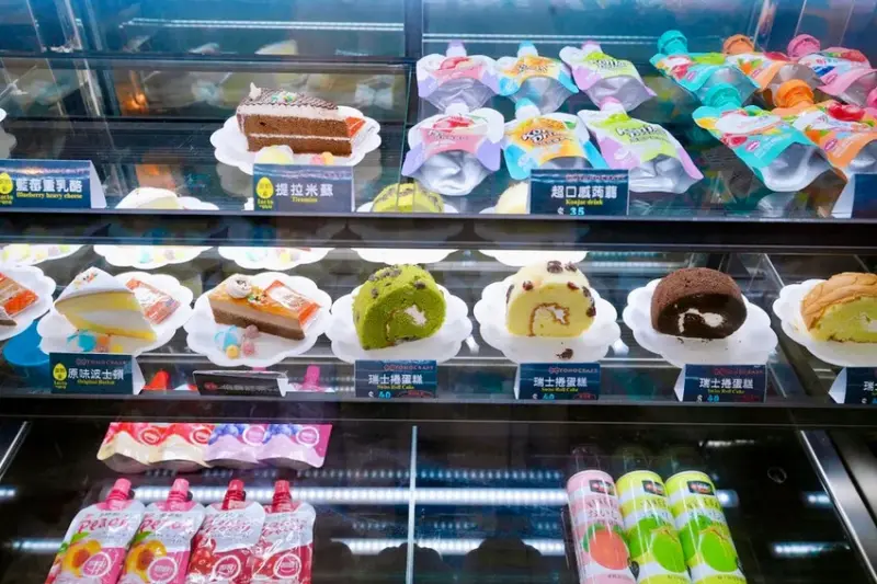 台中親子景點「約客&厚禮 築夢手創館」，粉紅芭比廣場、冰雪奇