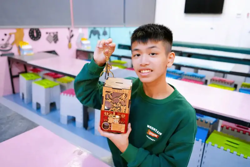 台中親子景點「約客&厚禮 築夢手創館」，粉紅芭比廣場、冰雪奇