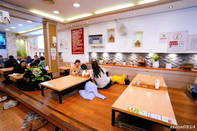 韓國釜山夜市美食「富平罐頭市場」，南浦洞密陽血腸豬肉湯飯，釜