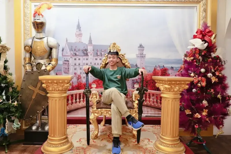 台中親子景點「約客&厚禮 築夢手創館」，粉紅芭比廣場、冰雪奇