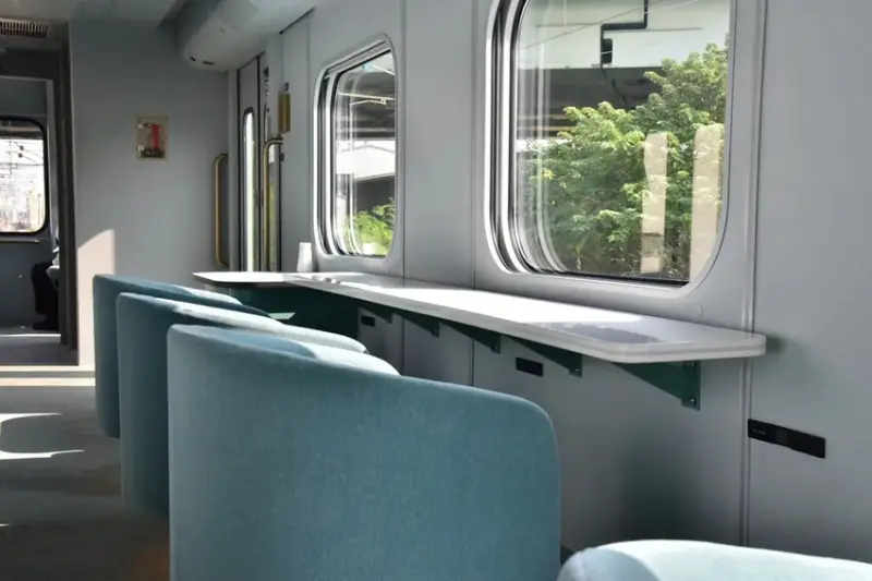 海風號開箱｜全台首輛甜點觀光列車 雄獅旅遊獨家販售