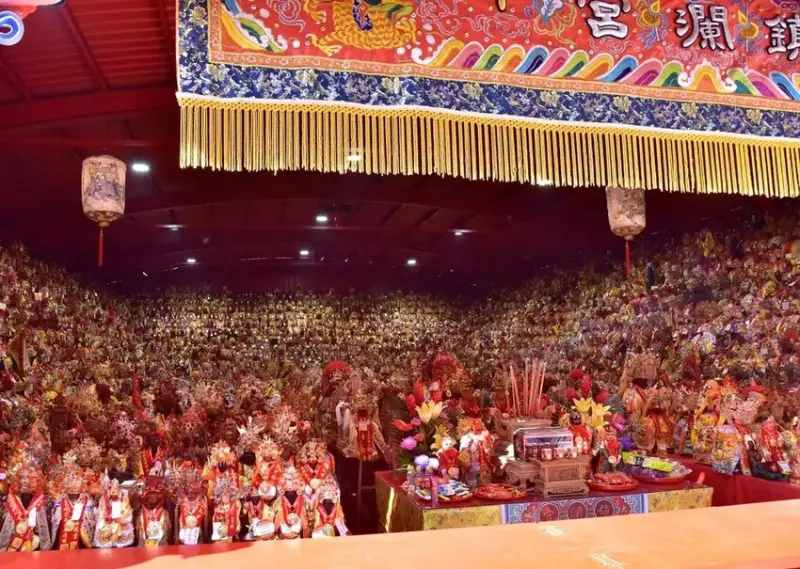 海風號開箱｜全台首輛甜點觀光列車 雄獅旅遊獨家販售