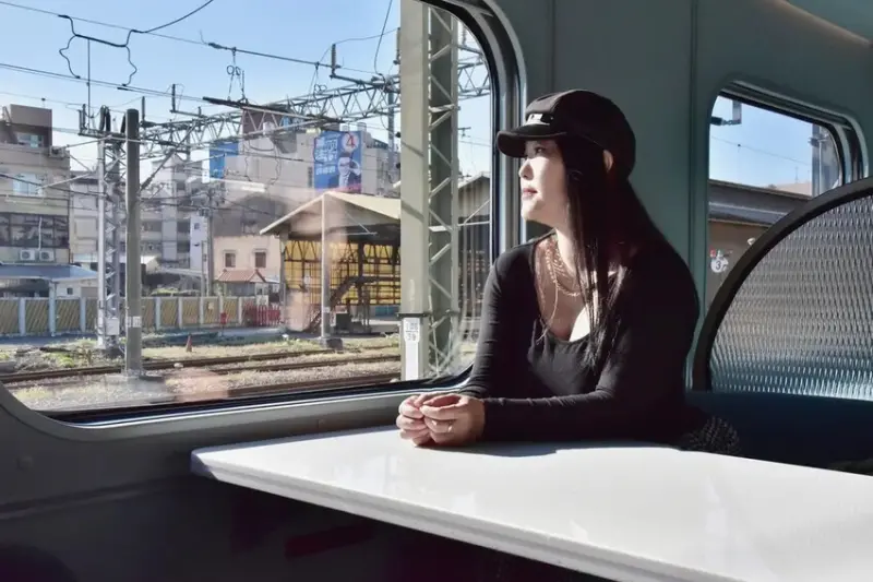 海風號開箱｜全台首輛甜點觀光列車 雄獅旅遊獨家販售