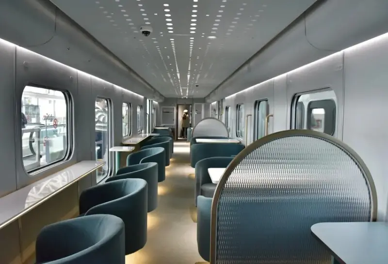 海風號開箱｜全台首輛甜點觀光列車 雄獅旅遊獨家販售