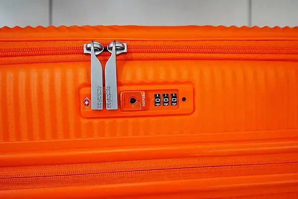 【American Tourister Taiwan】CUR