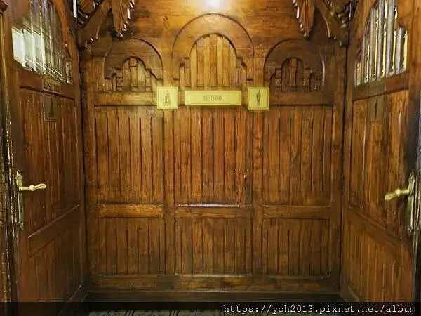 舊城區Caru'cu bere百年啤酒餐廳晚餐