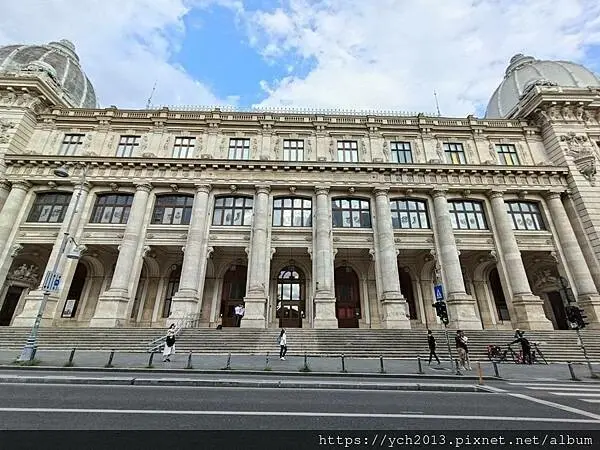 舊城區Caru'cu bere百年啤酒餐廳晚餐