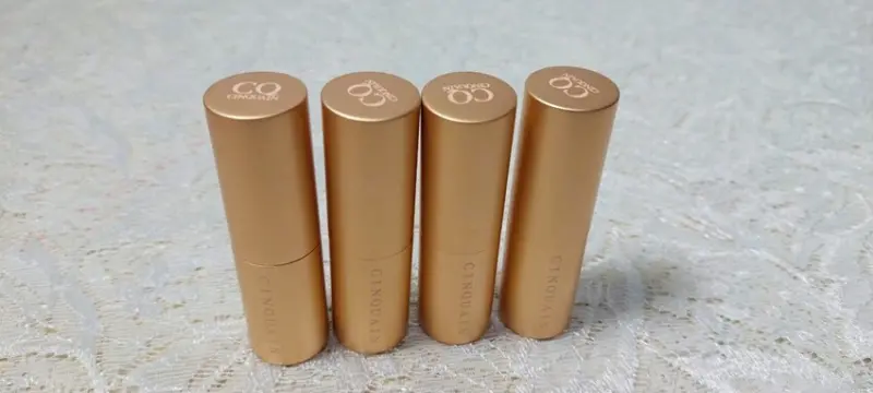 彩妝｜CINQUAIN思珂 星魅晶璨極光唇膏四色 ，超美有高