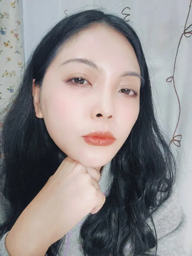 彩妝｜CINQUAIN思珂 星魅晶璨極光唇膏四色 ，超美有高