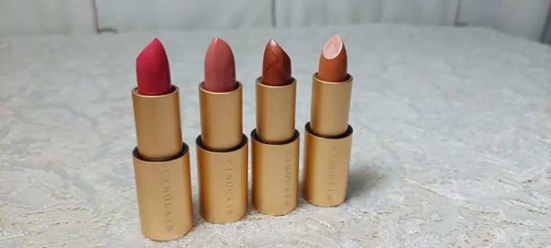 彩妝｜CINQUAIN思珂 星魅晶璨極光唇膏四色 ，超美有高