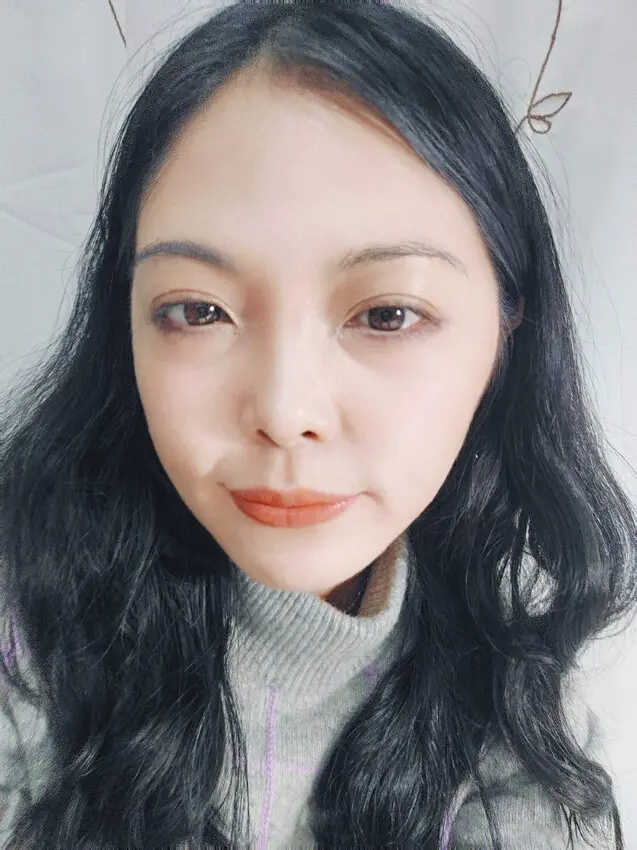 彩妝｜CINQUAIN思珂 星魅晶璨極光唇膏四色 ，超美有高