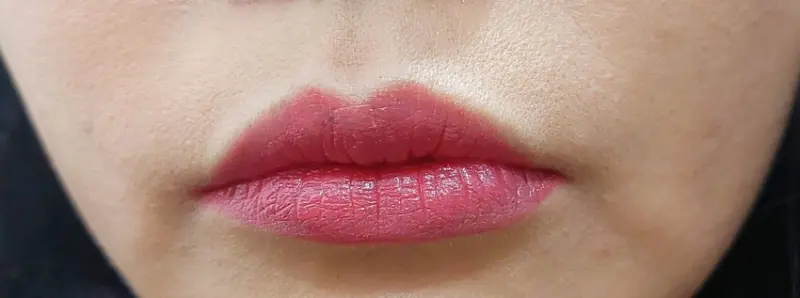 彩妝｜CINQUAIN思珂 星魅晶璨極光唇膏四色 ，超美有高