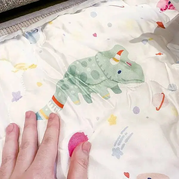 新手媽咪│兒童午睡墊推薦：伯尼寢具－60支天絲兒童睡墊三件組