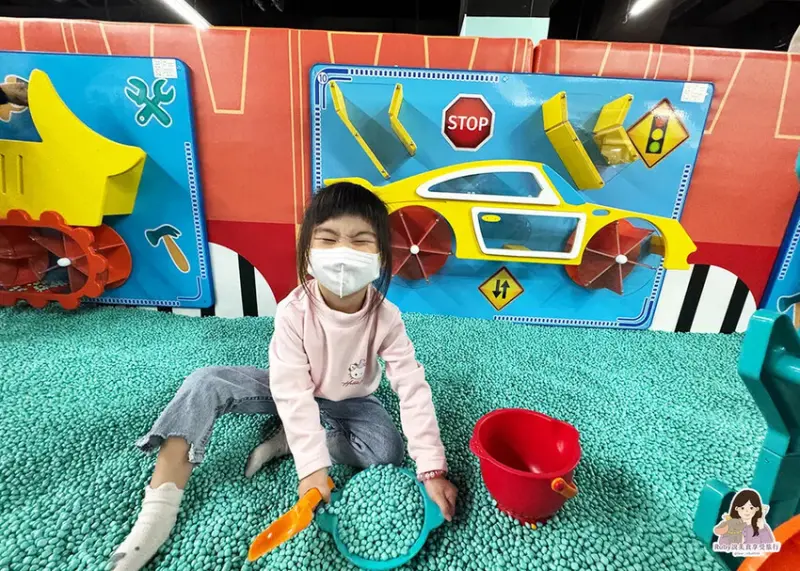 【內湖室內親子館】追風奇幻島內湖旗艦店-火山大冒險，五大主題