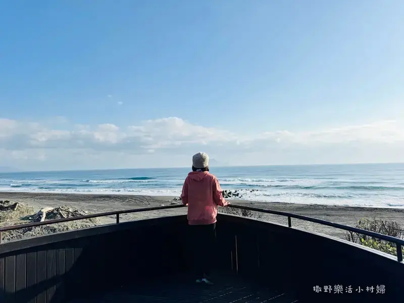 壯圍最美打卡點【大福觀海旭日平台】買杯咖啡來看海，面對龜山島