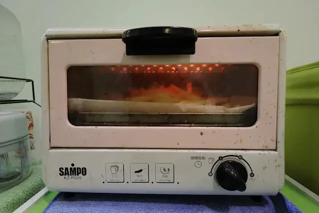 料理「炒薯條」