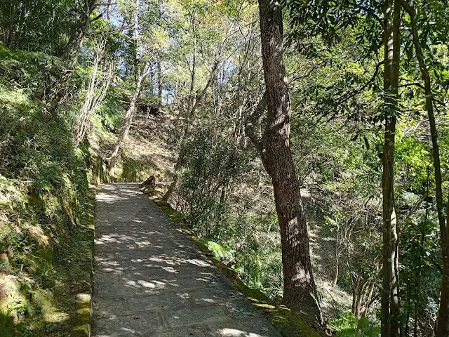 拱北殿 - 後山步道