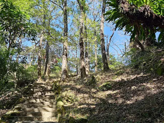 拱北殿 - 後山步道