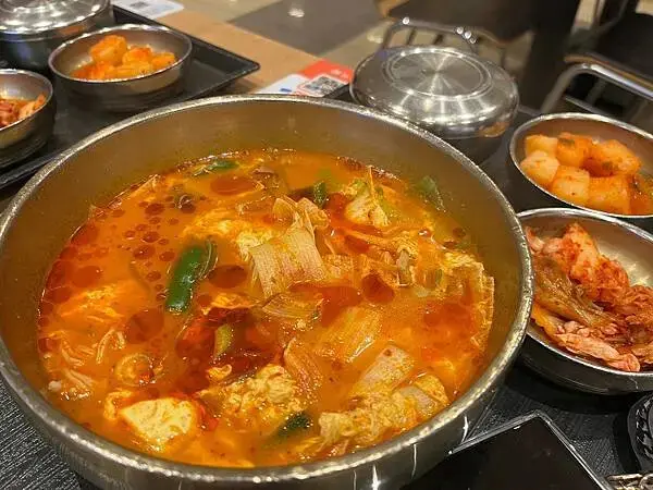 LINE_ALBUM_20241229江原道Day01_250117_41