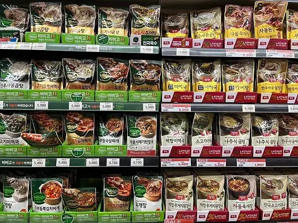 LINE_ALBUM_20250101韓國最後一天_250117_54