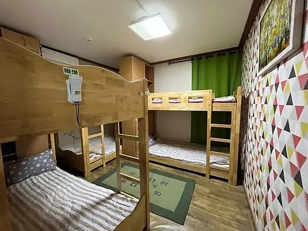 LINE_ALBUM_20250101韓國最後一天_250117_15