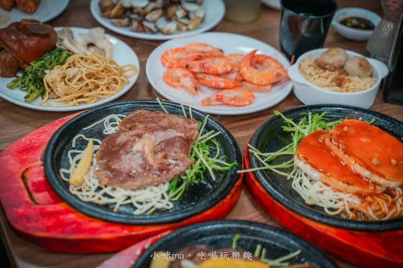 桃園市桃園區【桃園吃到飽】 饗厚牛排-桃園店｜399元彭湃自助吧吃到飽，加49元多一客牛排，不收服務費