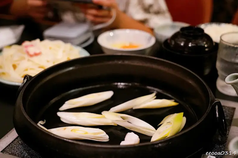 新宿歌舞伎町美食「しゃぶしゃぶにいむら本店」，老字號和牛壽喜