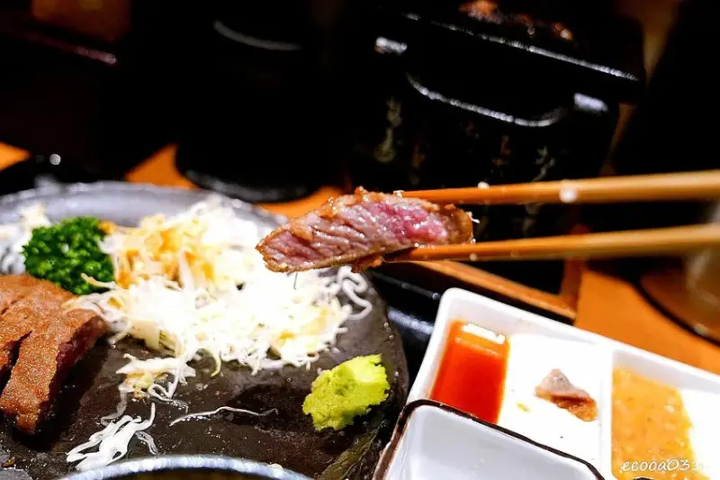 東京美食，淺草超人氣炸牛排「浅草牛かつ」，整整排了一個多小時