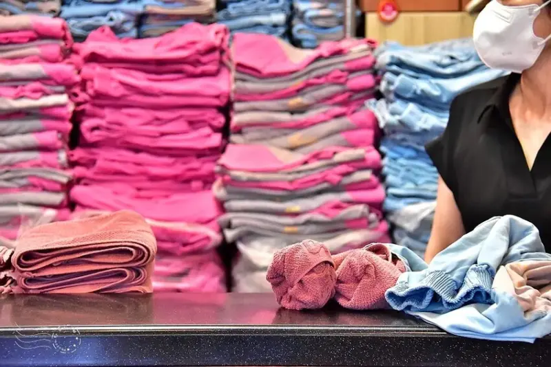 龍頭巖海水汗蒸幕:制服