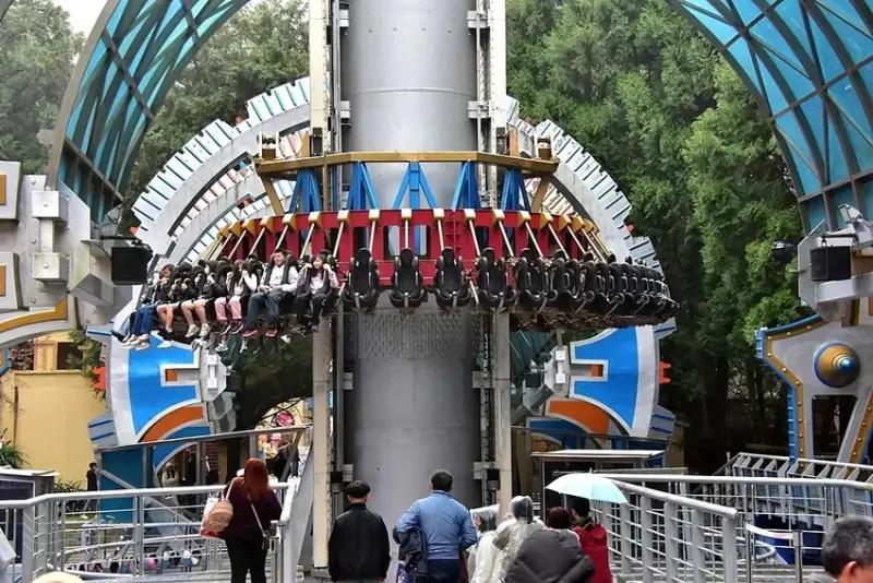 九族文化村:UFO自由落體