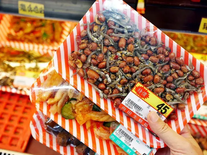 向田社區超市-品項最齊全的高雄左營超商，不只小農蔬果每日進貨