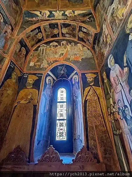 希奈亞修道院Sinaia Monastery／內有兩間東正教