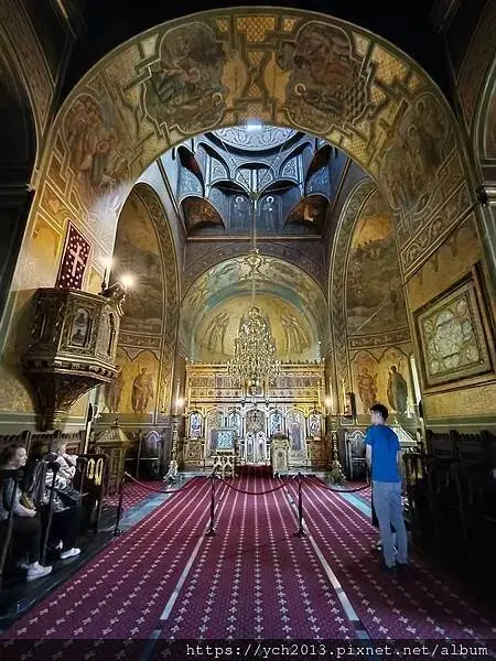 希奈亞修道院Sinaia Monastery／內有兩間東正教