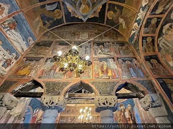 希奈亞修道院Sinaia Monastery／內有兩間東正教