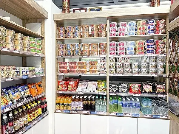 闔家泡湯推薦│羅浮溫泉-北橫美人湯：小烏來風景區露天ＳＰＡ，碳酸氫鈉泉大眾湯池