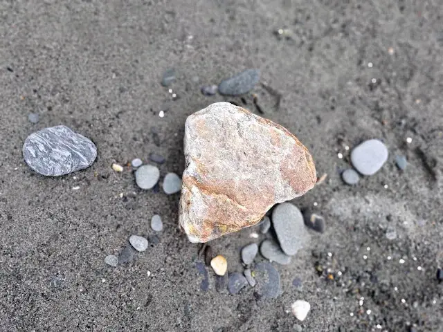 東澳灣 - 沙灘 - 鵝卵石