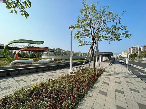 LINE_ALBUM_202342高雄第二天_230405_166